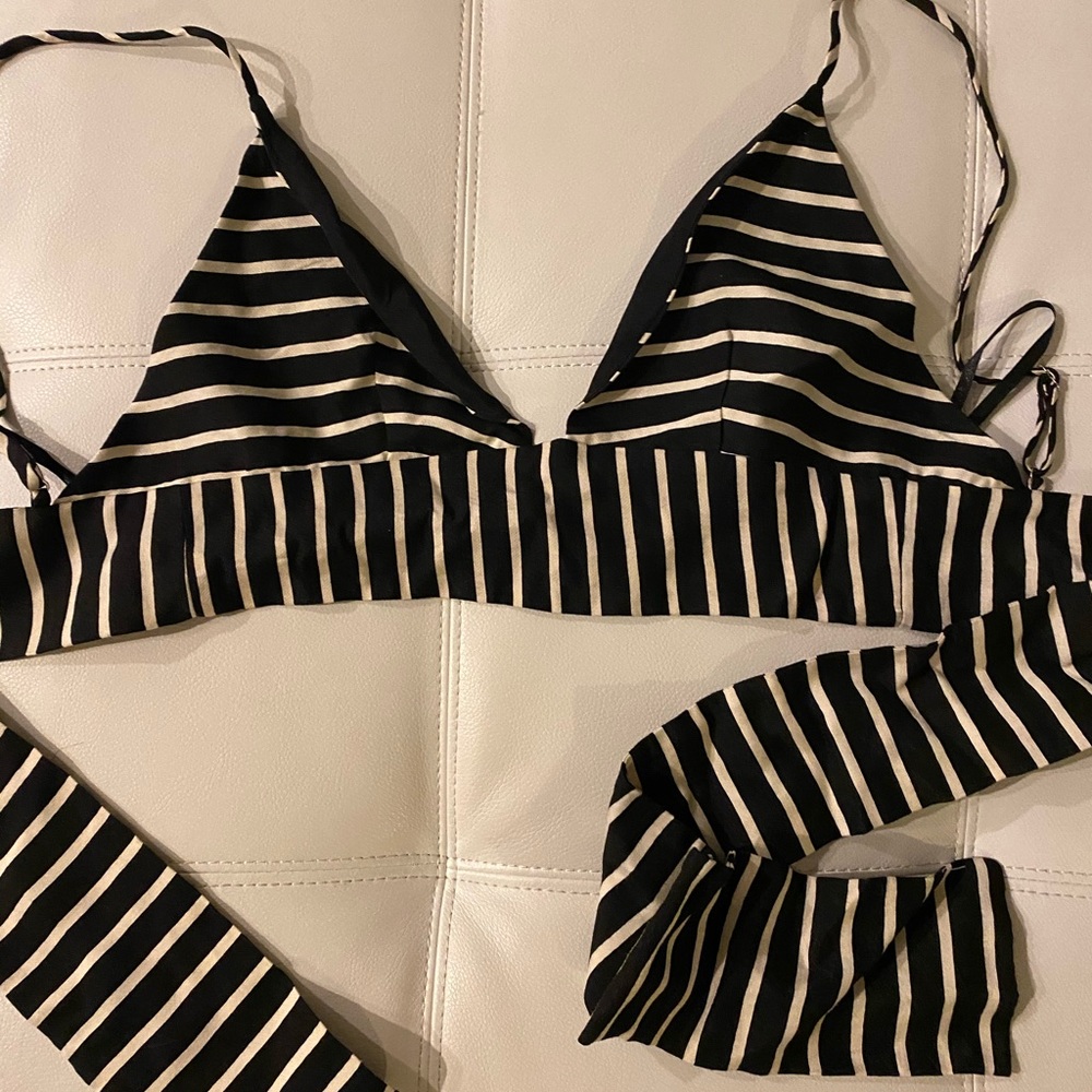 Lovers and friends Black and white striped top
